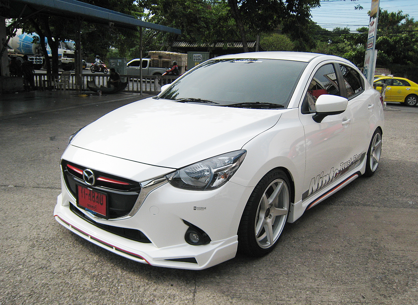 ชุดแต่ง Mazda2 2015-2019 NTS1 V1 4และ5ประตู